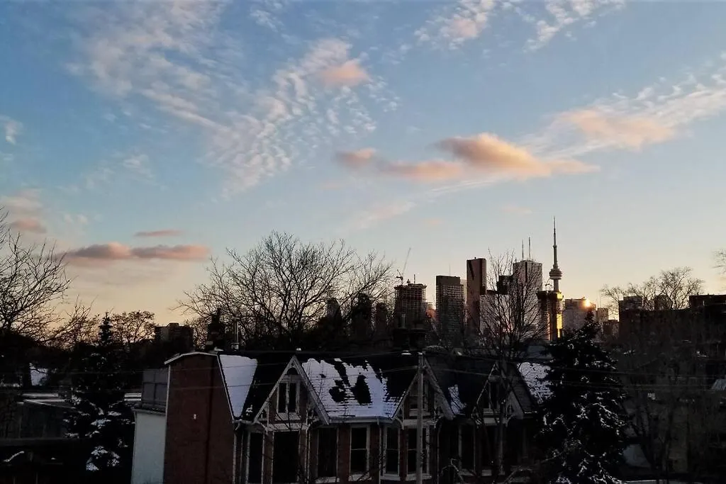 Private 3 Bedroom Apartment In Downtown Toronto Canada